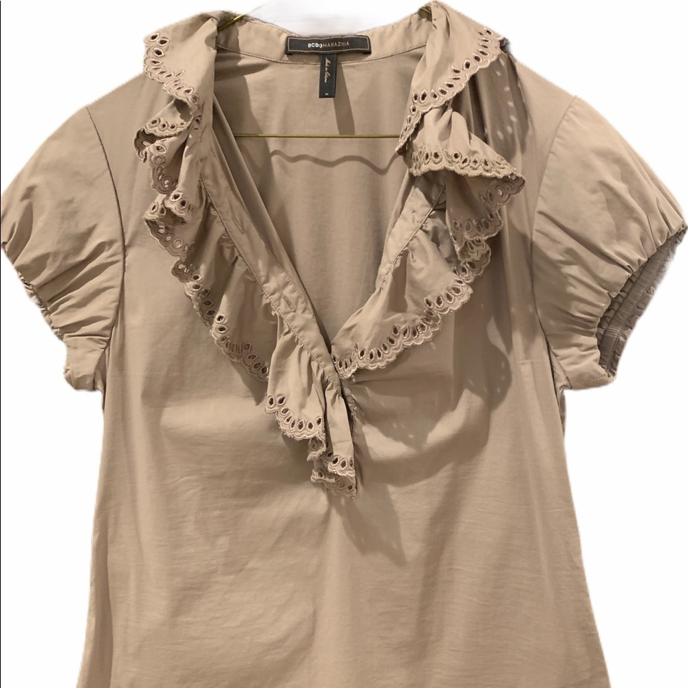 BCBG MaxAzria Taupe Ruffled Blouse Office Siren medium Cap Sleeve Coquette top - Picture 5 of 9